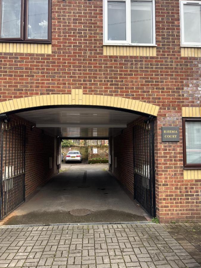 Franklin Suite - Reading City Centre - Free Parking - Close To Station Εξωτερικό φωτογραφία